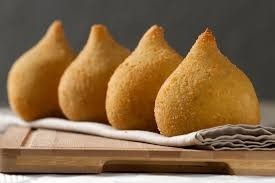 Coxinhas Congeladas Pré-fritas em Perus - Comprar Coxinha de Frango