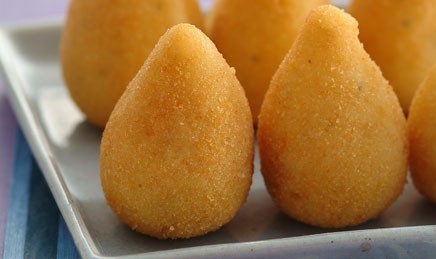 Fornecedora de Coxinhas Congeladas para Revenda no Tucuruvi - Coxinhas Fritas Congeladas