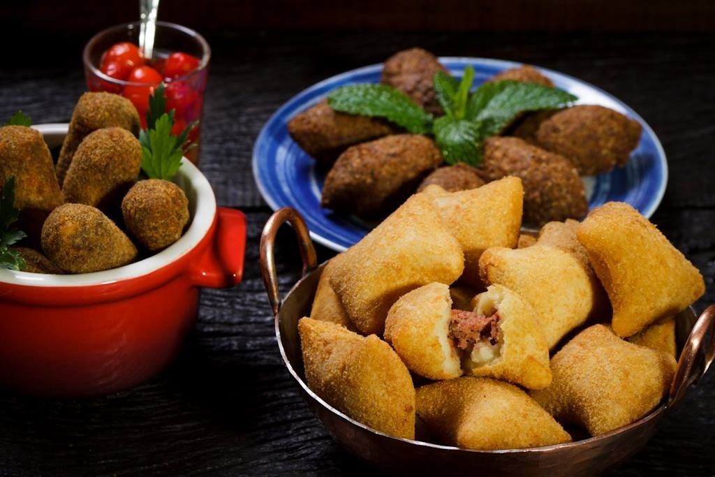 Mini Kibe com Requeijão para Revenda em Sumaré - Mini Croquete de Carne para Revenda