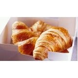 croissants pré-assados congelados para festa na Anália Franco